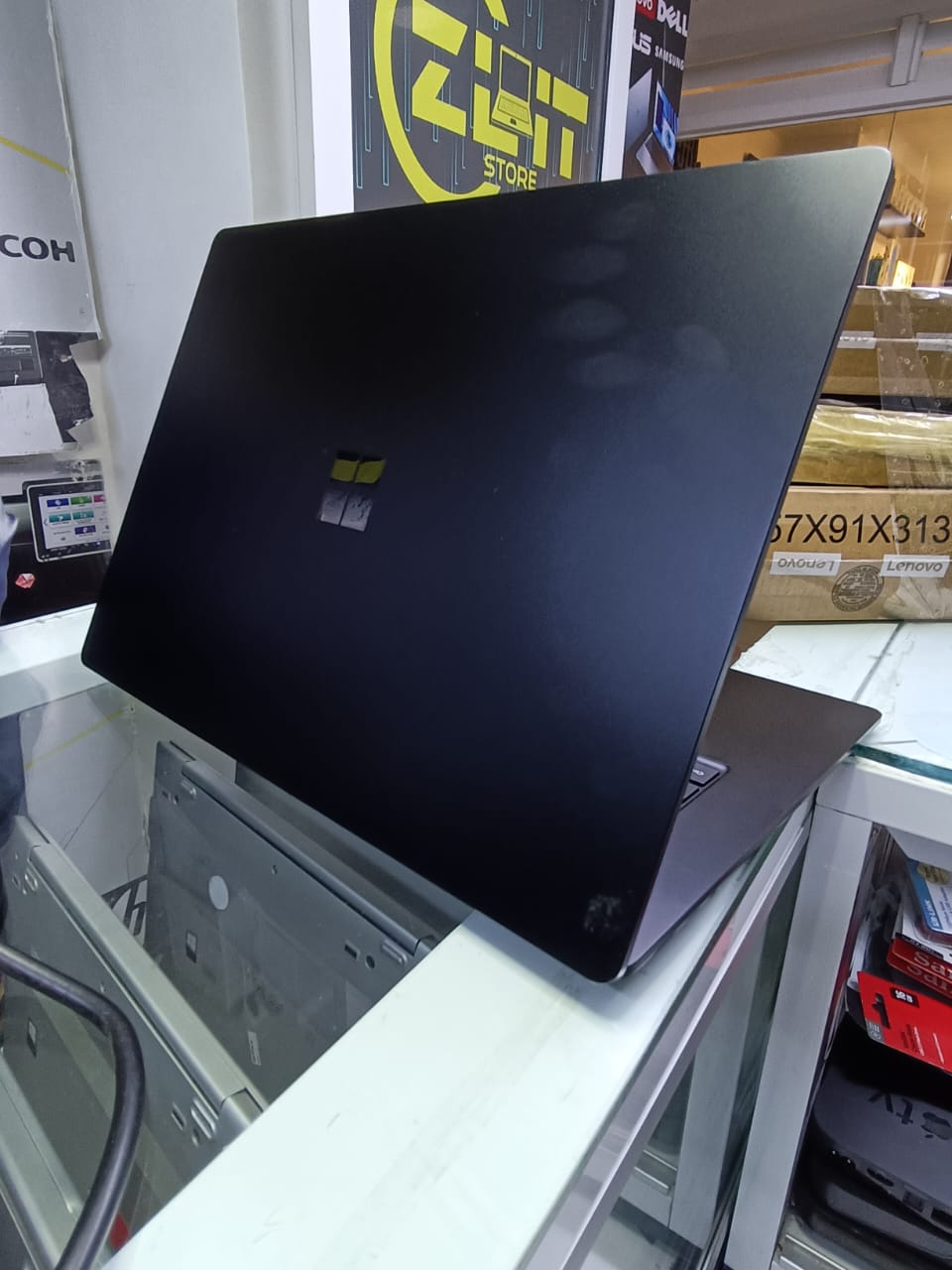 REFURBLISHED MICROSOFT  SURFACE LAPTOP 3 COI7 10TH GENERATION 16GBRAM 256GBSSD TOUCHSCREEN
Terrific display and touch/Pen experience
Excellent portability
Balanced performance