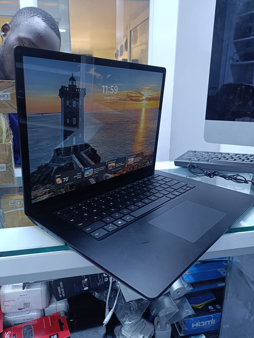 REFURBLISHED MICROSOFT  SURFACE LAPTOP 3 COI7 10TH GENERATION 16GBRAM 256GBSSD TOUCHSCREEN
Terrific display and touch/Pen experience
Excellent portability
Balanced performance
