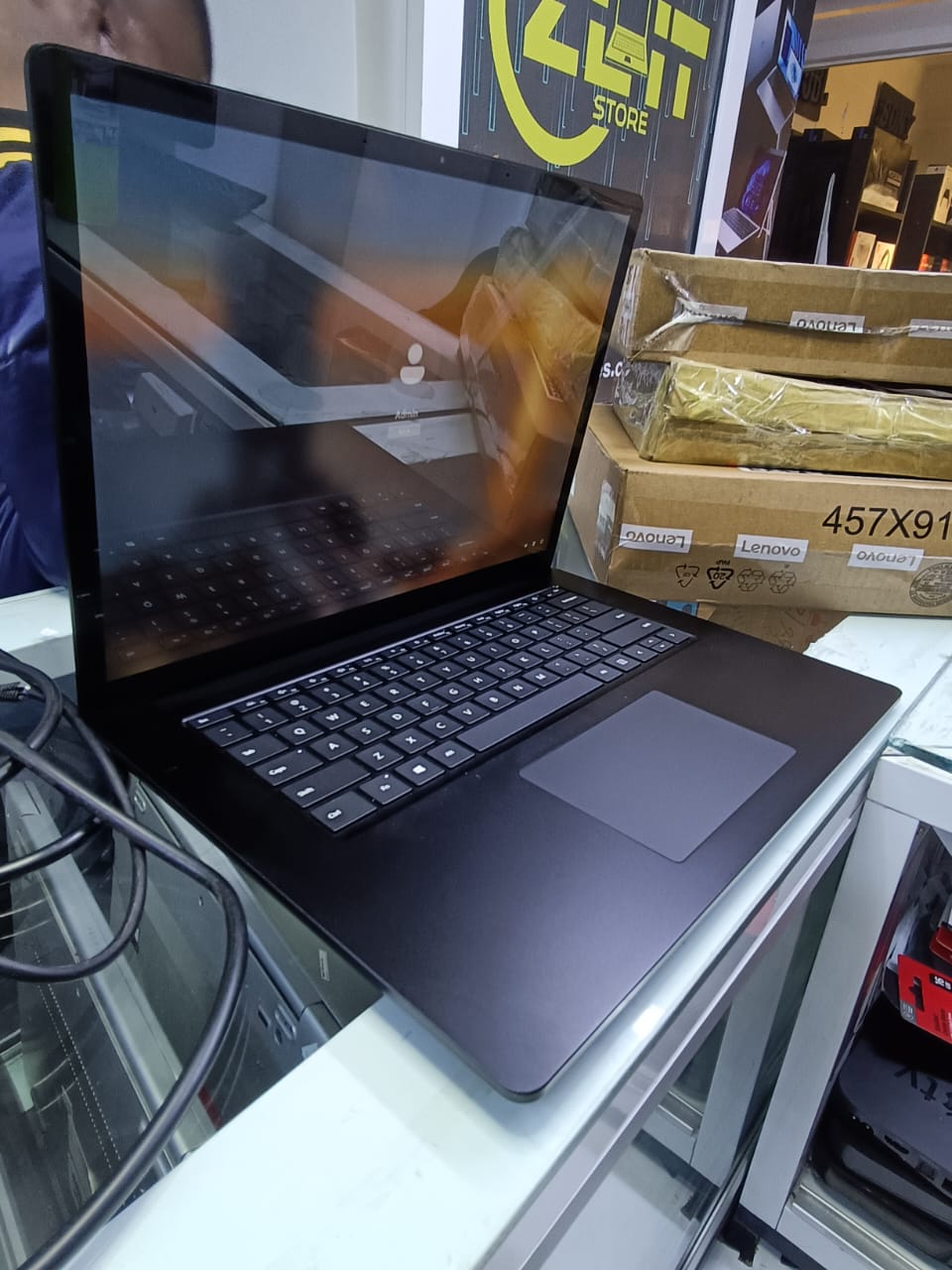REFURBLISHED MICROSOFT  SURFACE LAPTOP 3 COI7 10TH GENERATION 16GBRAM 256GBSSD TOUCHSCREEN
Terrific display and touch/Pen experience
Excellent portability
Balanced performance