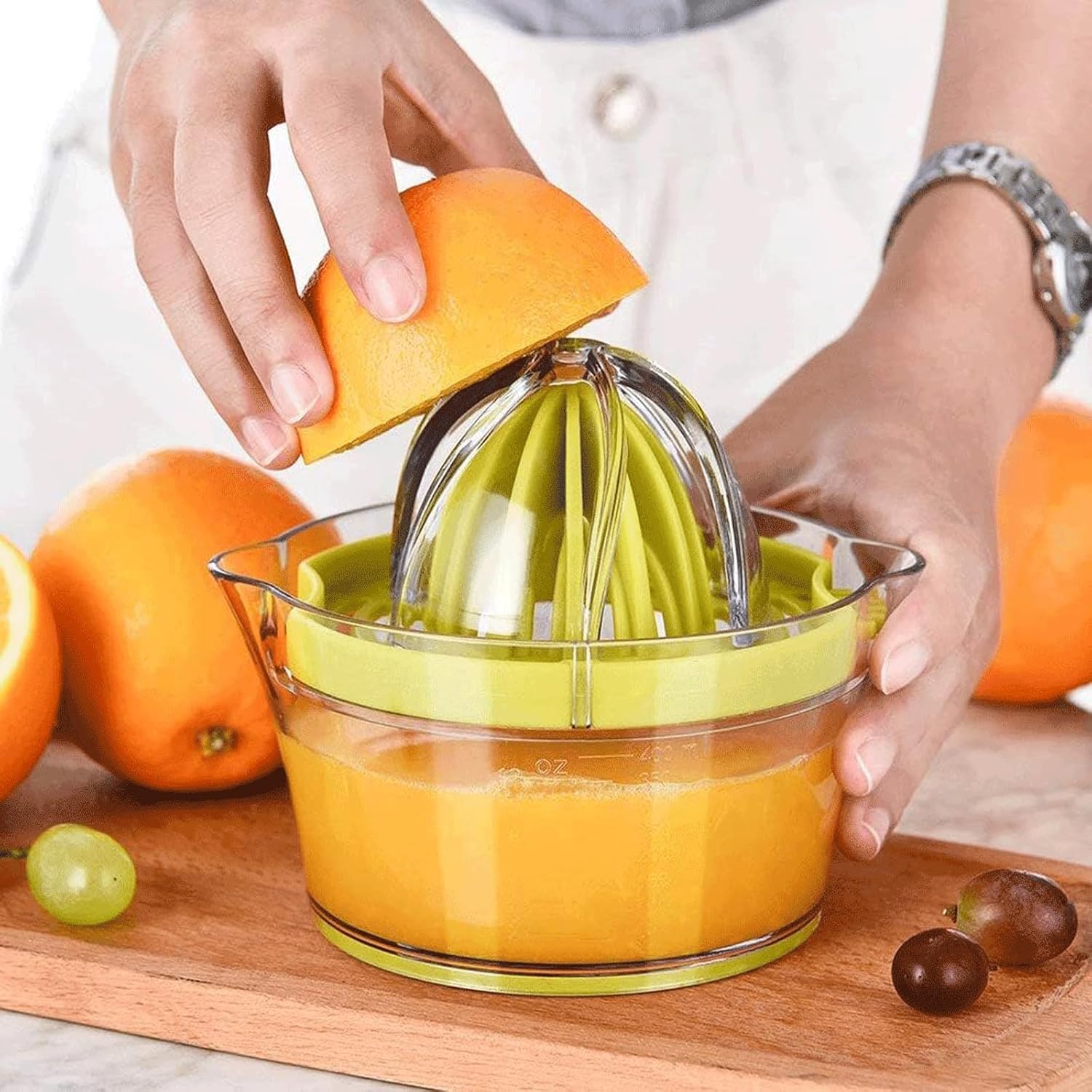 Citrus Lemon Orange Juicer Manual Hand Squeezer with Built-in Measuring Cup and Greater
