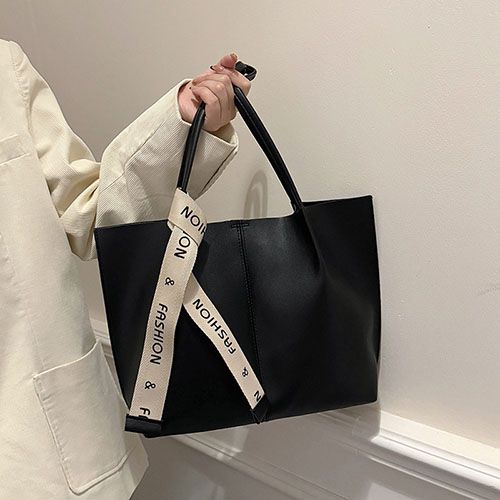 Vintage Niche Women's Brown Tote Bag Stylish Shoulder Handbag with Large Capacity and Premium Texture for Casual Daily and Office Commute