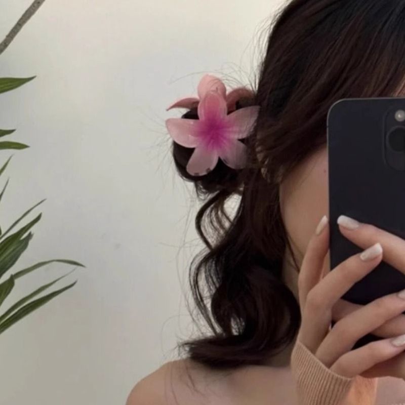 Six color gradient flower hair accessory cute large hair clip for women, beach style hair clip, summer flower hair clip, Hawaiian style hair clip, strong grip clip, non sliding girl headwear