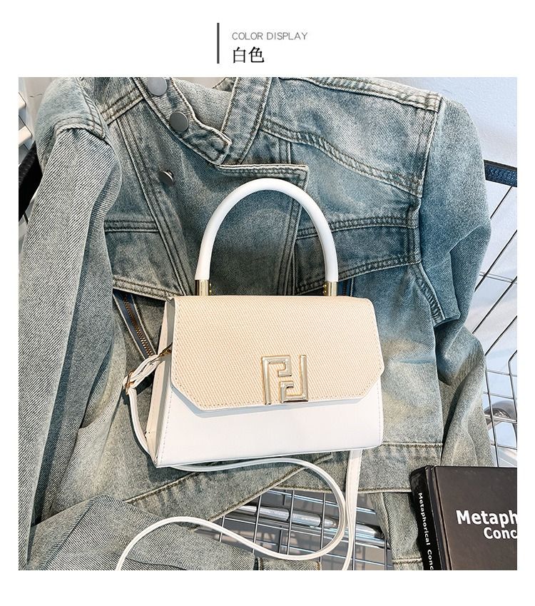 Fashion Design Handbag Women 2025 New Model Small Exclusive Casual Tote Bag Korean Version High Quality Fashionable Cross-body Bag Trendy Pastel Color Horizontal Square Shape Inner Zippered Pocket