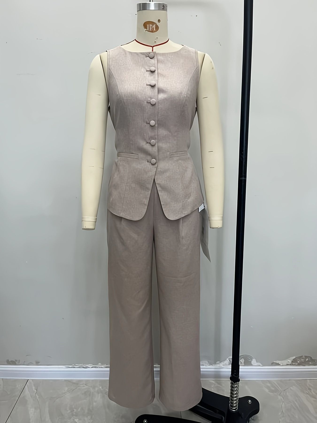 2026 African European Spring-Summer Lightweight Breathable Women's Two-Piece Set - Sleeveless Top with Belt Waist Contouring French-style Wide Leg Pants Fashion Set Solid-color Patterns Elegant Style