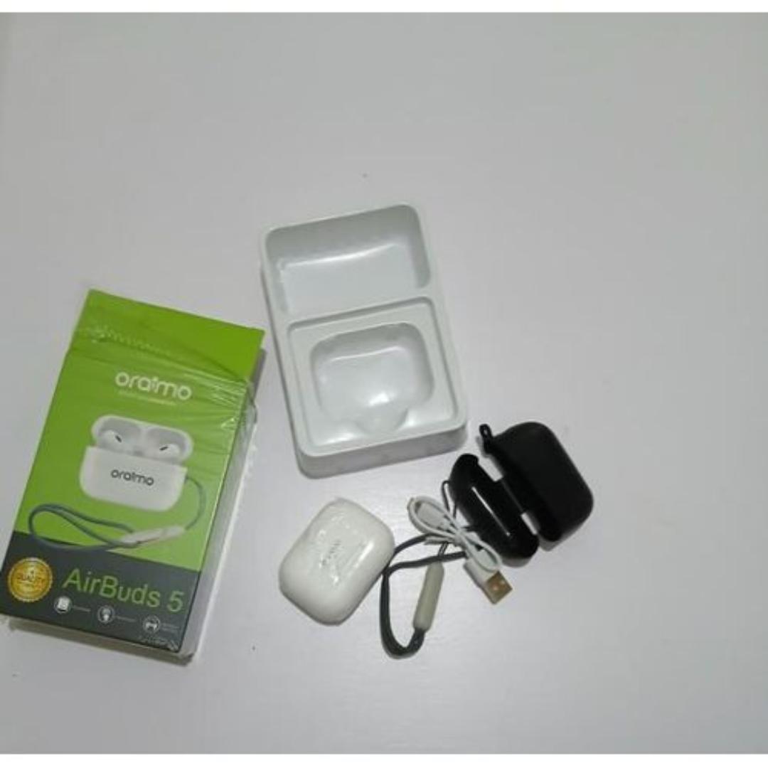 Oraimo Airbuds 5 True Wireless Heavy Bass Earpods, Airpods, Earbuds, Headphones, Earphones Bluetooth Connection For Android And IOS Comfort Earfit And Stereo Sound with Free PENDANT HOLDER and Earpods