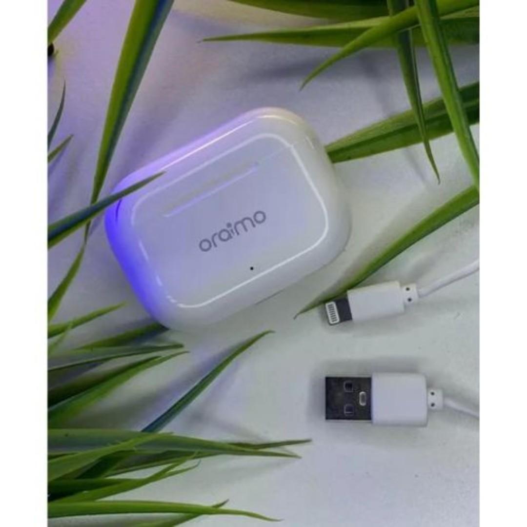 Oraimo Airbuds 5 True Wireless Heavy Bass Earpods, Airpods, Earbuds, Headphones, Earphones Bluetooth Connection For Android And IOS Comfort Earfit And Stereo Sound with Free PENDANT HOLDER and Earpods