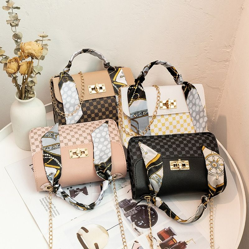 Fashion handbag 2023 bag printed small square bag silk scarf chain bag messenger bag bag