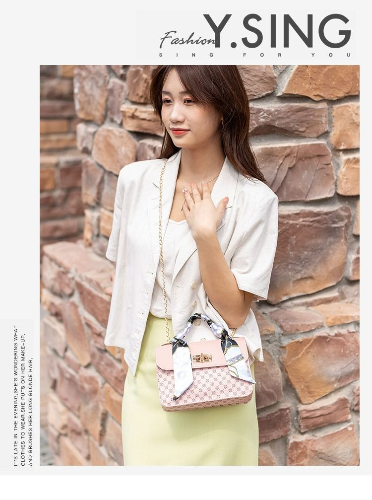 Fashion handbag 2023 bag printed small square bag silk scarf chain bag messenger bag bag