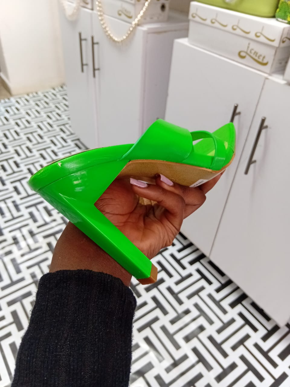 Green Single-Toe Stiletto Heels for Women – Double Strap Sandals with Heel