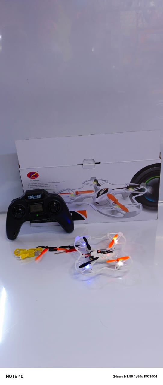 🚁SkyView Drone Camera
Capture epic moments from above with this high-flying drone camera! 🎥 Features crystal-clear video recording, vibrant LED lights, and a long-lasting rechargeable battery — perf