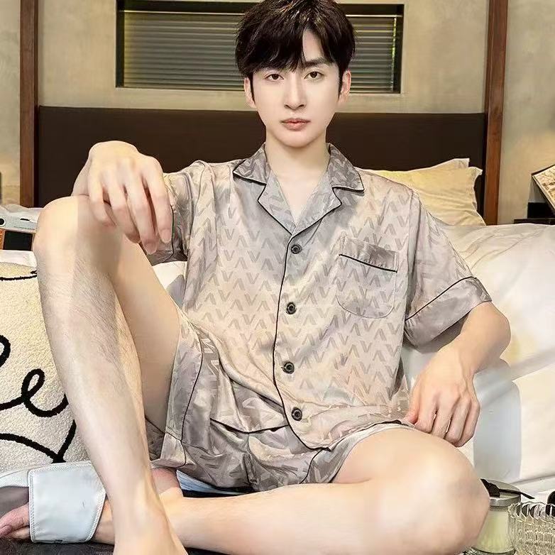 Men's new pajamas summer short sleeved shorts ice silk thin style summer silk loose home clothes 2-piece set