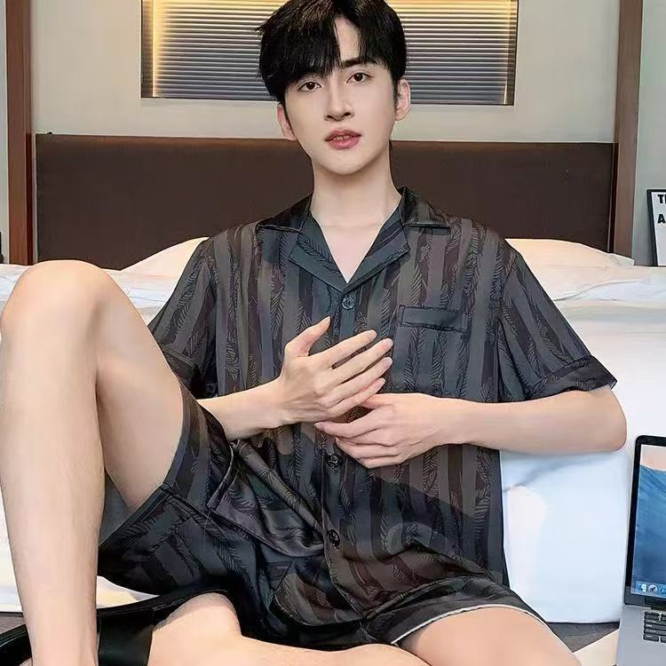 Men's new pajamas summer short sleeved shorts ice silk thin style summer silk loose home clothes 2-piece set