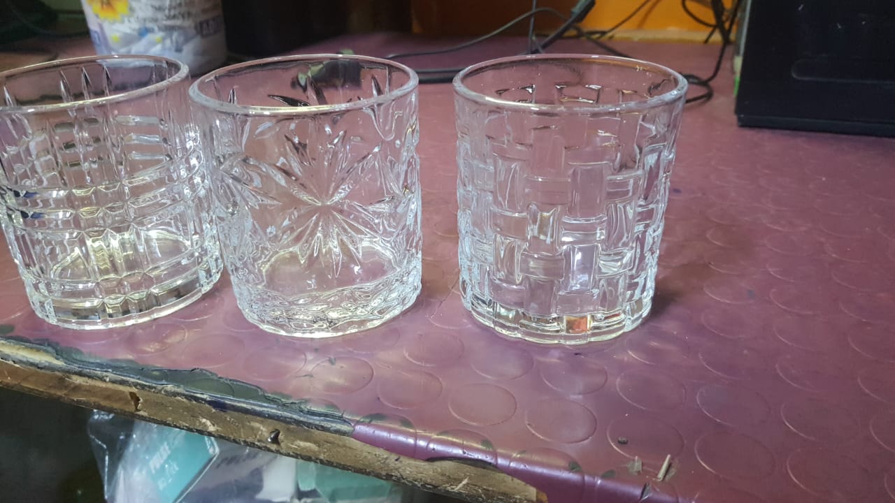 GLASSES. 6 pcs short whisky glasses, Suitable For Water, Whisky, Scotch, Juice, Fizzy Beverages, minimal design pattern will refrain from jarring your aesthetics.