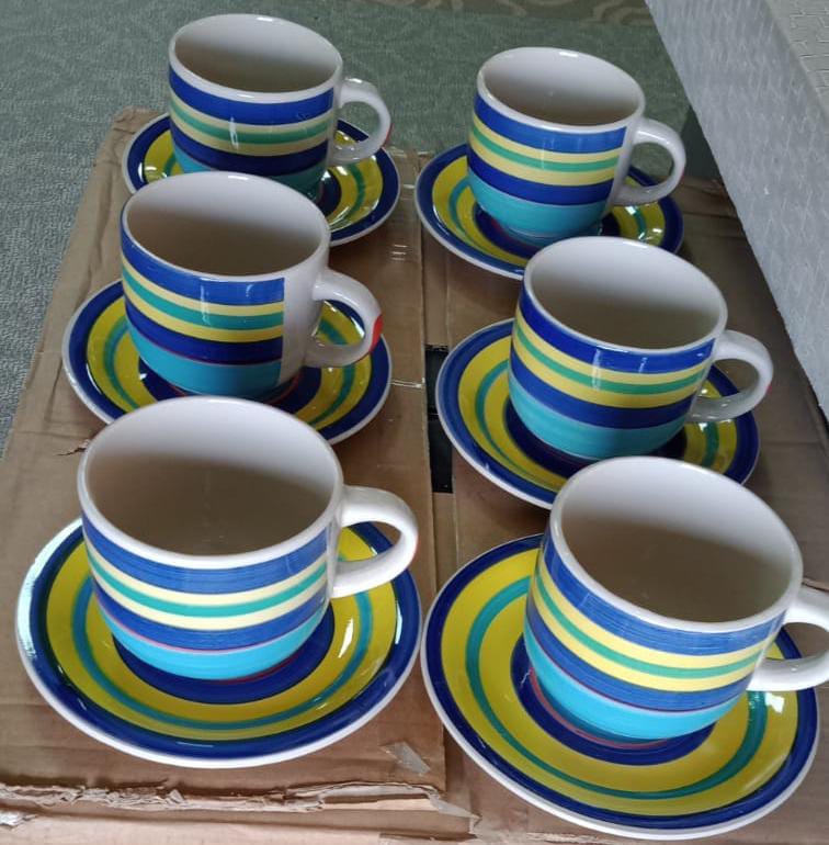 CUPS & SAUCER SET. 12pcs office lined tea set. Perfect for entertaining or everyday use, its timeless design combines style and functionality, making it a delightful addition to your table setting.