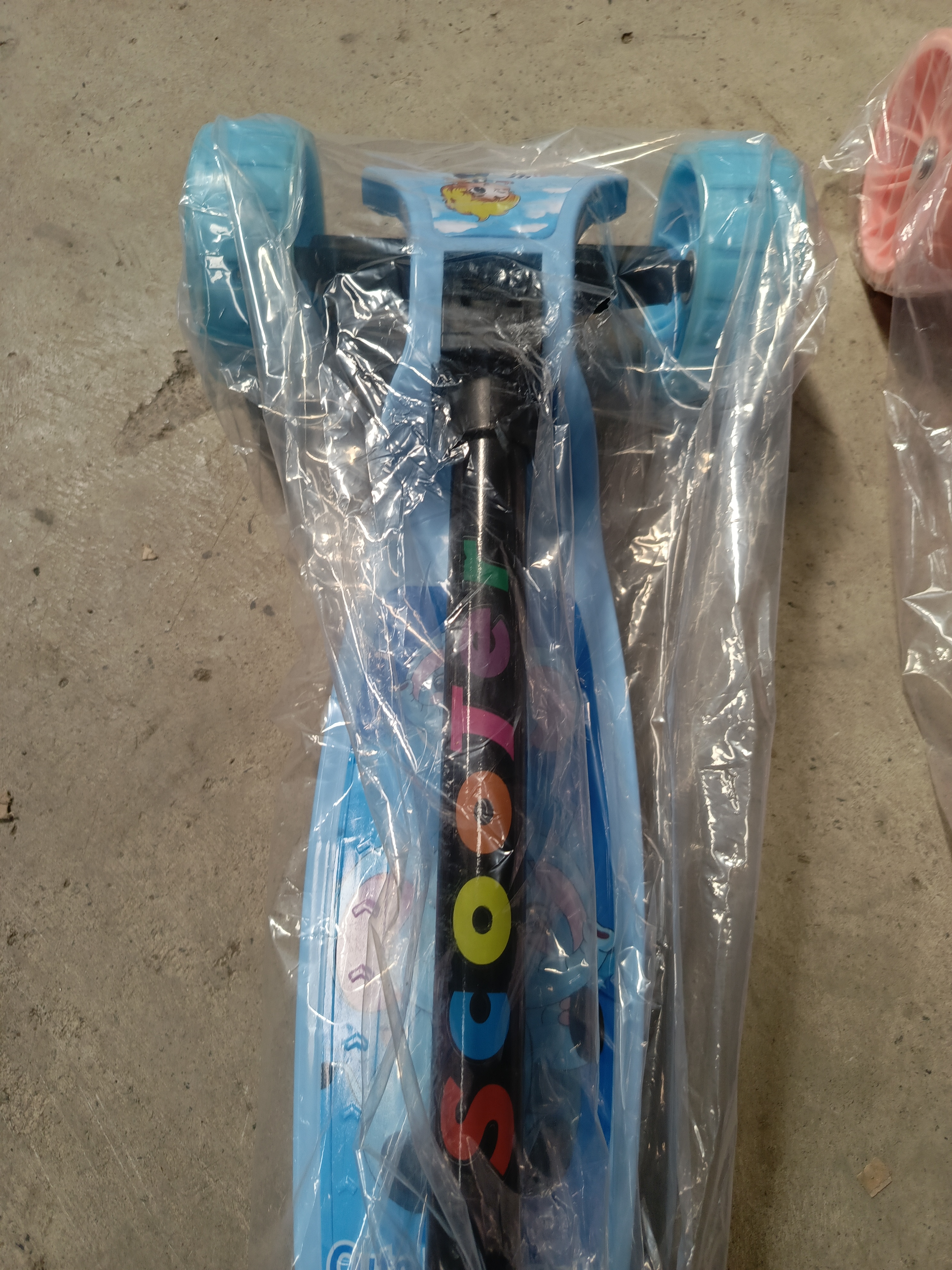Baby Scooter 2 to 4 years. Offer!!!