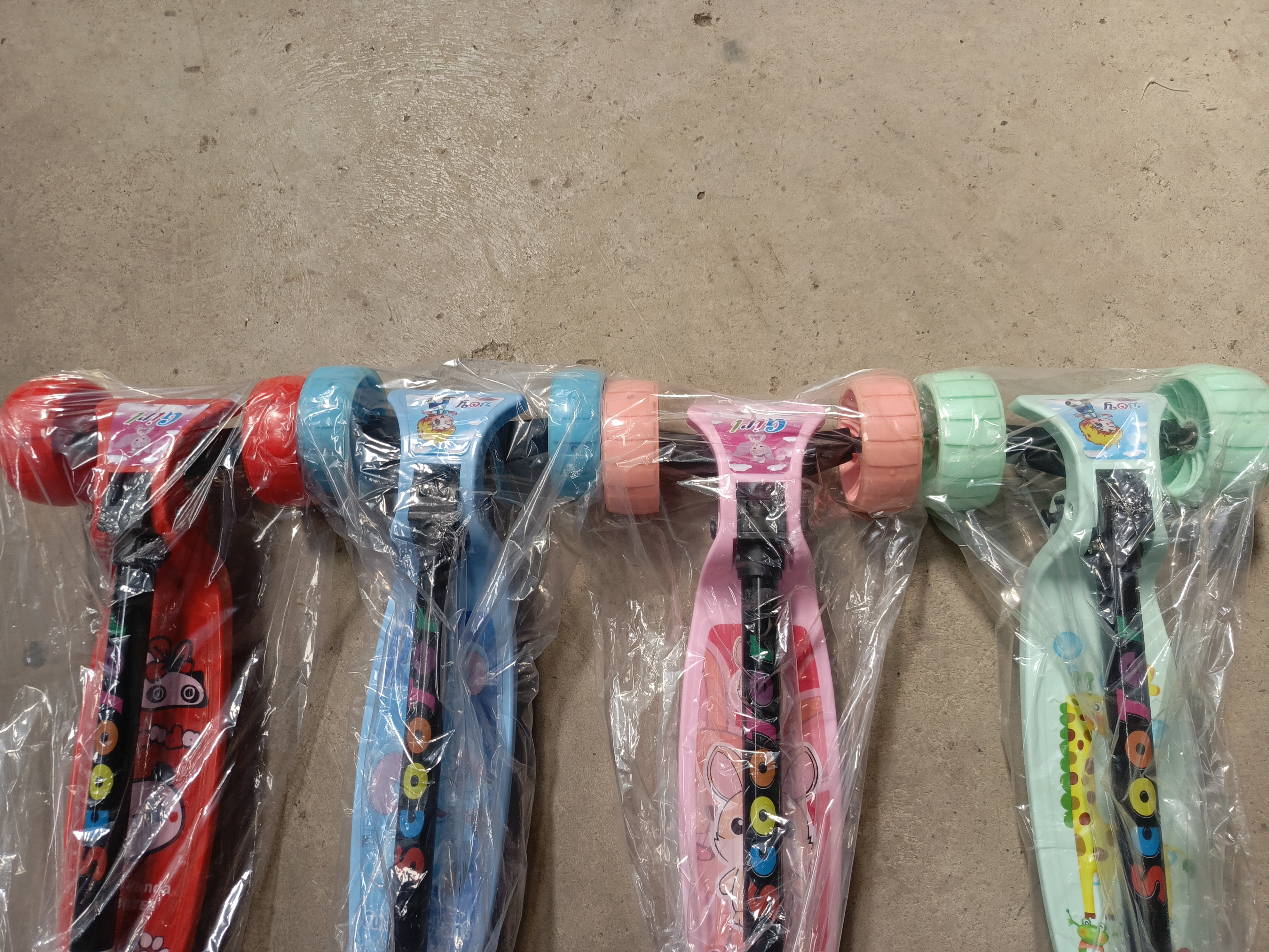 Baby Scooter 2 to 4 years. Offer!!!