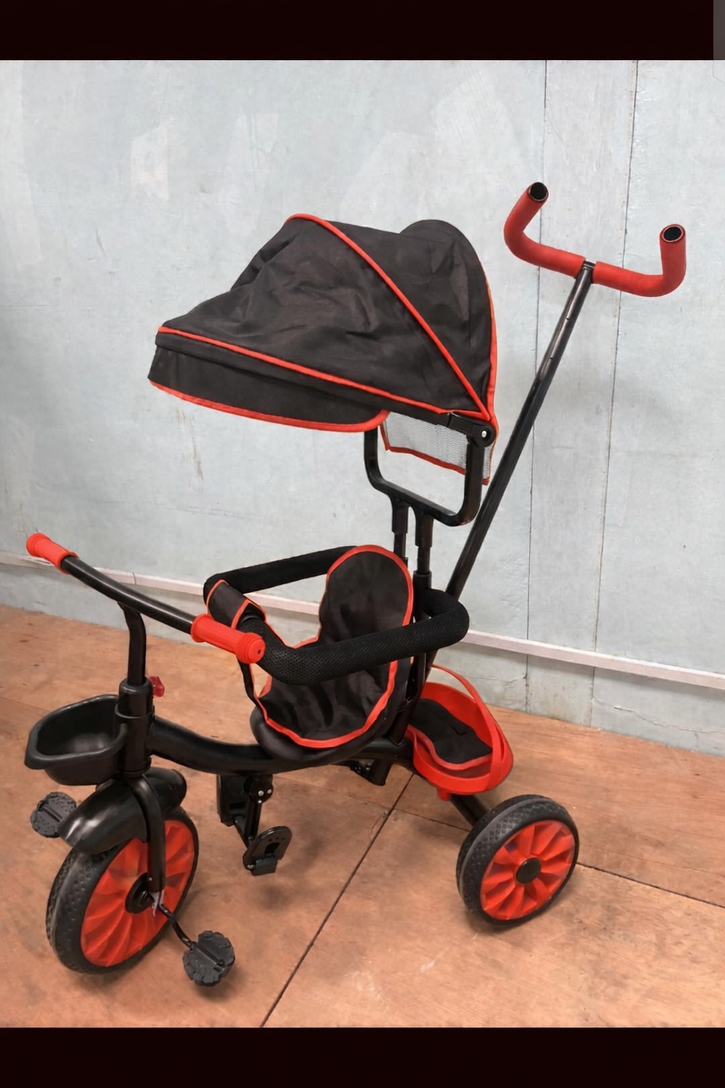 Baby tricycle. With Handle and With Canopy .