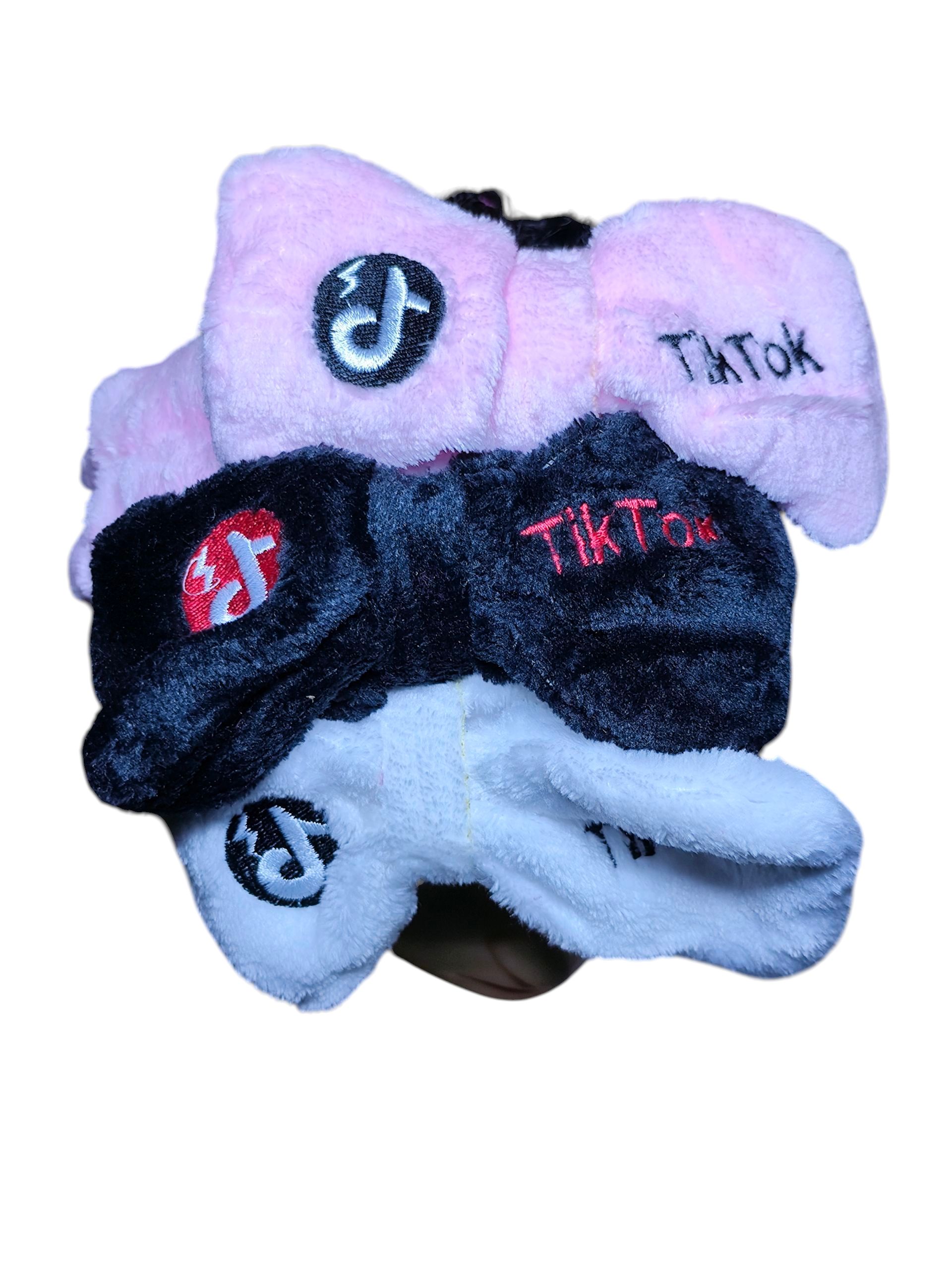 Tiktok Stretchy Velvet Bow Headband – Soft, comfy spa-style hairband for skincare, cleansing, face wash & beauty prep. Keeps hair back while pampering your skin.