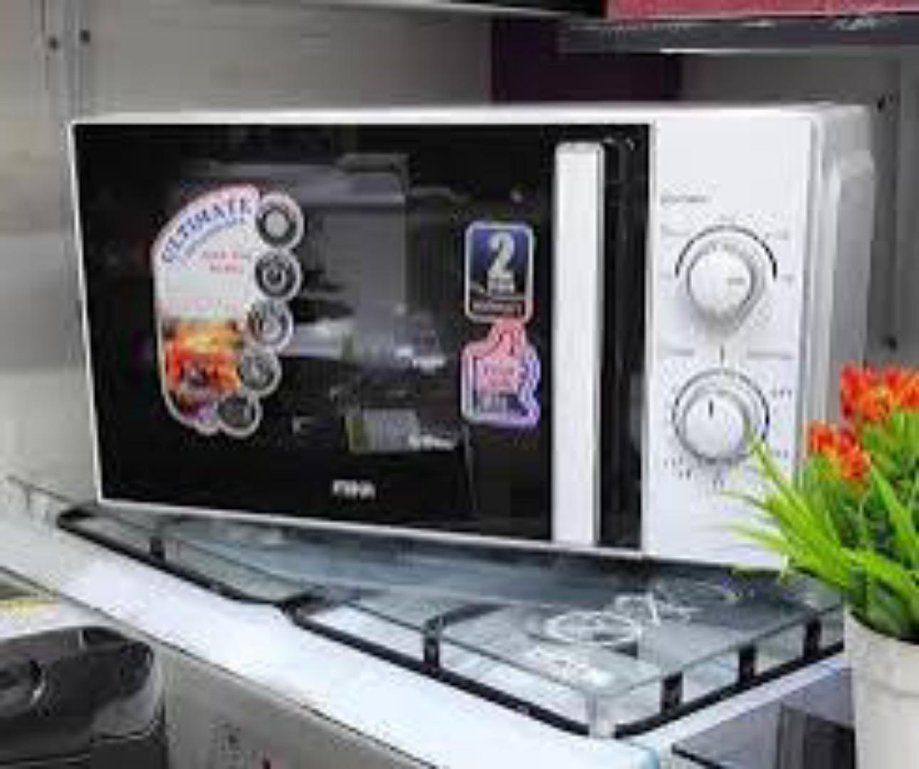 Mika manual microwave white 20 litres Output: 700W. Capacity: 20 Litres. Voltage: AC 230-240V/50Hz. Manual Control. 5 Power Level. Defrost Function. 35 Minutes Timer. Durable Glass Door With Handle