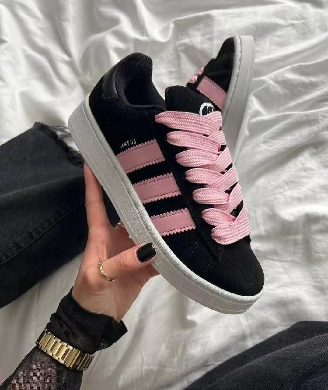 ⚡CAMPUS NEW ARRIVAL💯LATEST CAMPUS SHOES🥰🥰 Multifuctional ladies Men's classic breatherble shoes⚡designer  youth shoes🔥new classic and fashioned unisex sneakers . Campus available all colours 💯🥰