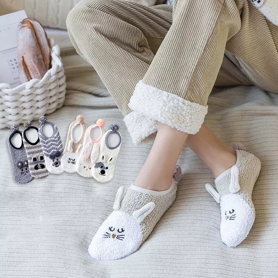 Cute Non-Slip Coral Fleece Socks for Women & Girls – Warm, Soft, Breathable, and Comfortable Winter Socks – Fits Size 36-40 – Available in 6 Adorable Designs