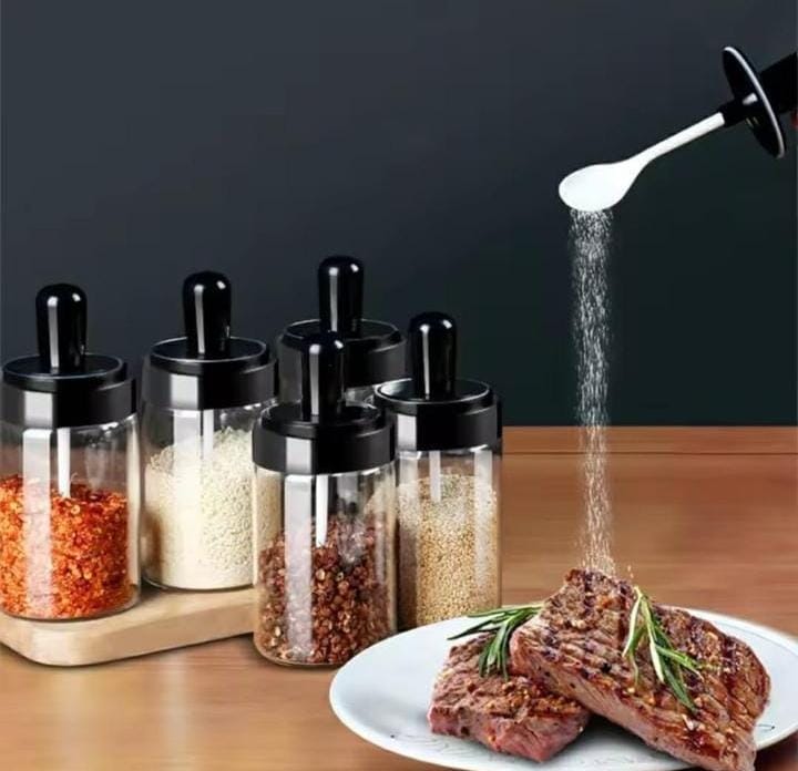 Spice Seasoning Bottle 200ml – Durable Glass Jar with Plastic Lid & Spoon for Kitchen Storage, Cooking, Baking, Seasoning & Condiment Organization