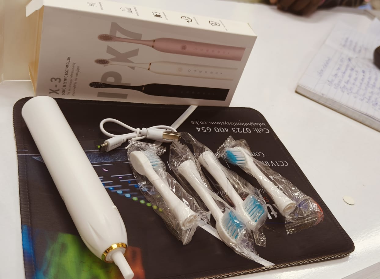 Sonic Electric Toothbrush with 4 Replaceable Heads, Deep Cleaning Rechargeable Oral Care Device for Sensitive Teeth and Gums, Advanced Plaque Removal Technology, Waterproof Design, Long-Lasting Batter