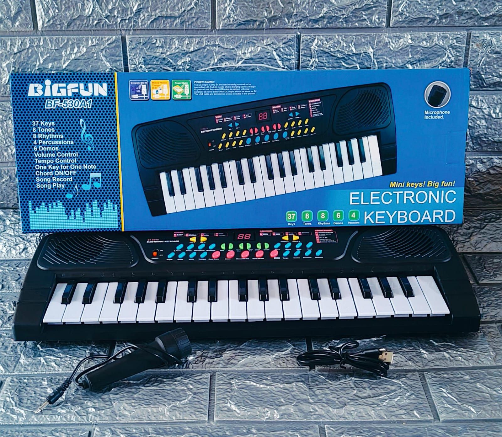 37 Keys Portable MIDI Keyboard Controller for Music Production, Compatible with Windows, Mac, iOS, Lightweight and USB-Powered