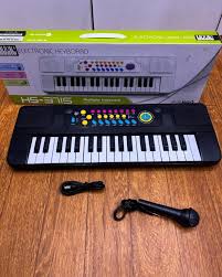 37 Keys Portable Mini Keyboard MIDI Controller USB Powered for Music Production and Studio Use