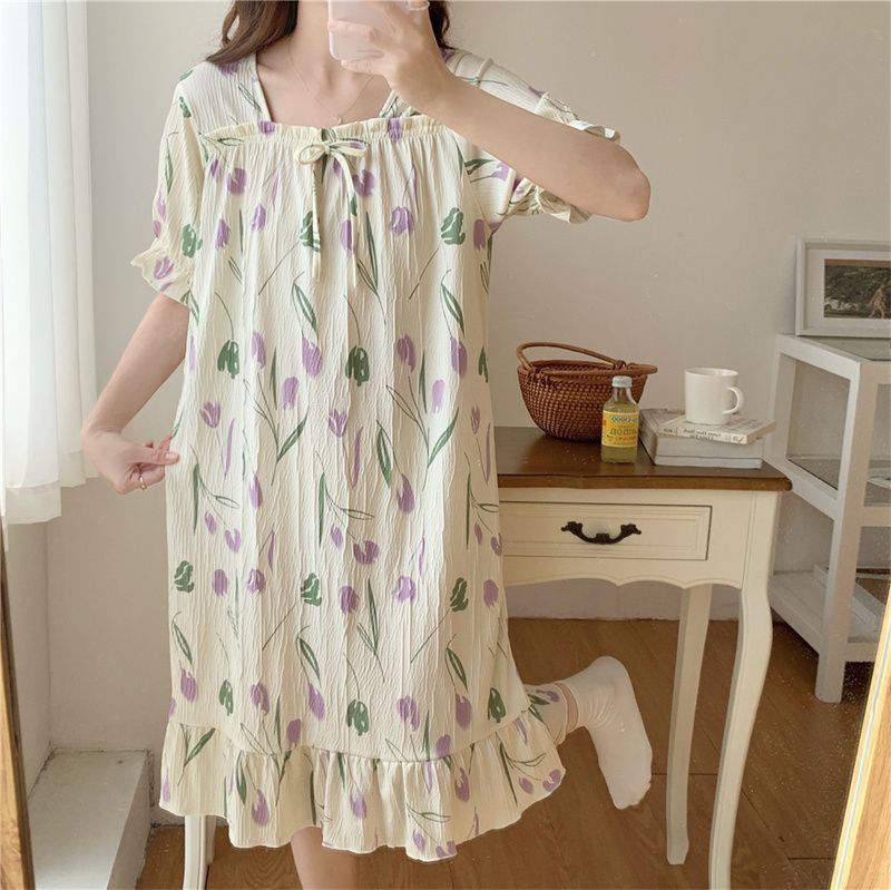 Hot-selling nightgowns, summer vest dresses, cartoon-printed cute pajamas, women's home wear. Large quantities available with discounts