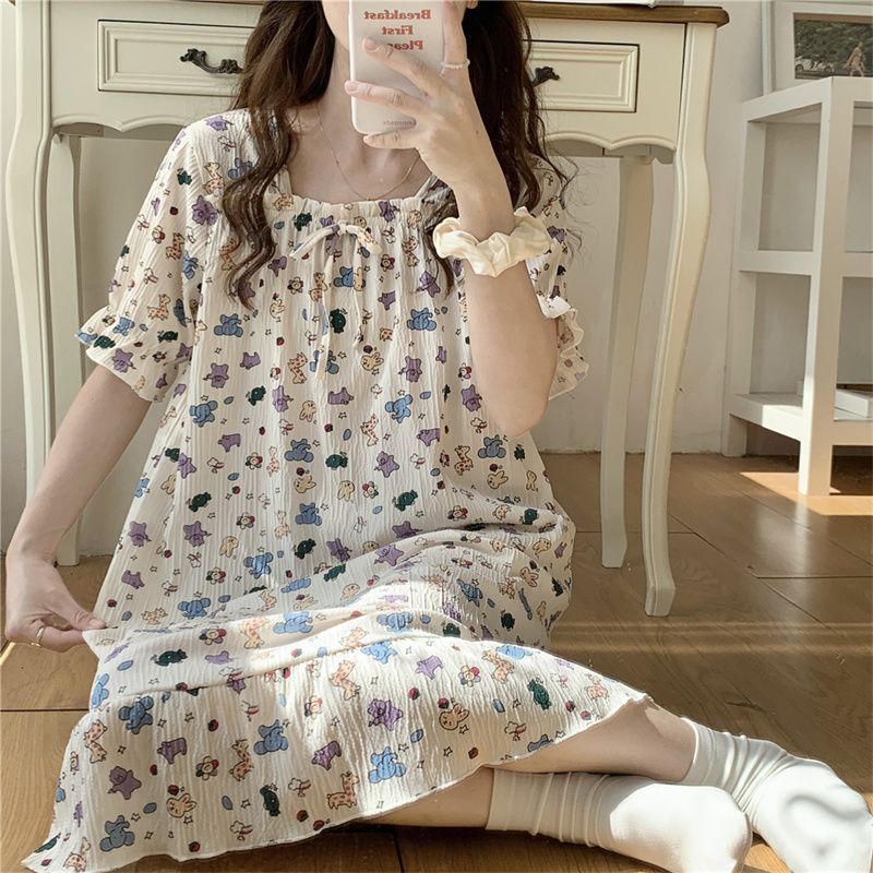 Hot-selling nightgowns, summer vest dresses, cartoon-printed cute pajamas, women's home wear. Large quantities available with discounts