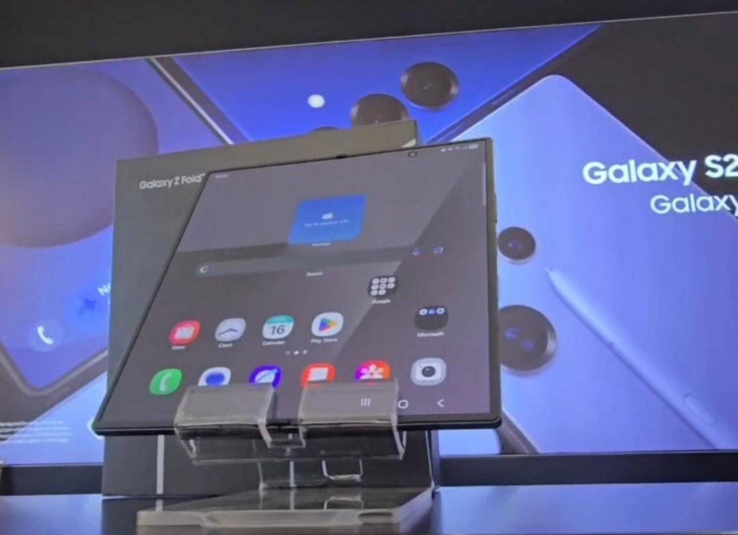 New Samsung Z fOLD 7