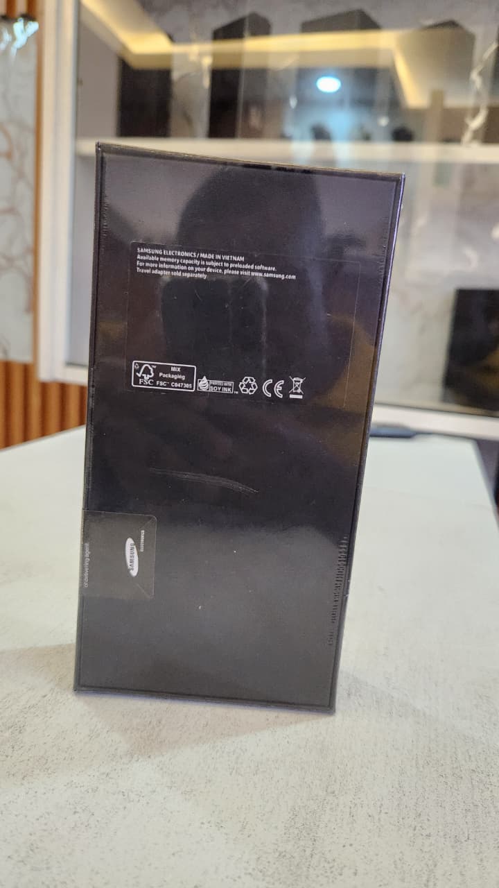 Samsung Galaxy S21 Ultra: The Professional Powerhouse  A pro-grade masterpiece featuring 100x Space Zoom, S Pen support, and a stunning 120Hz display.