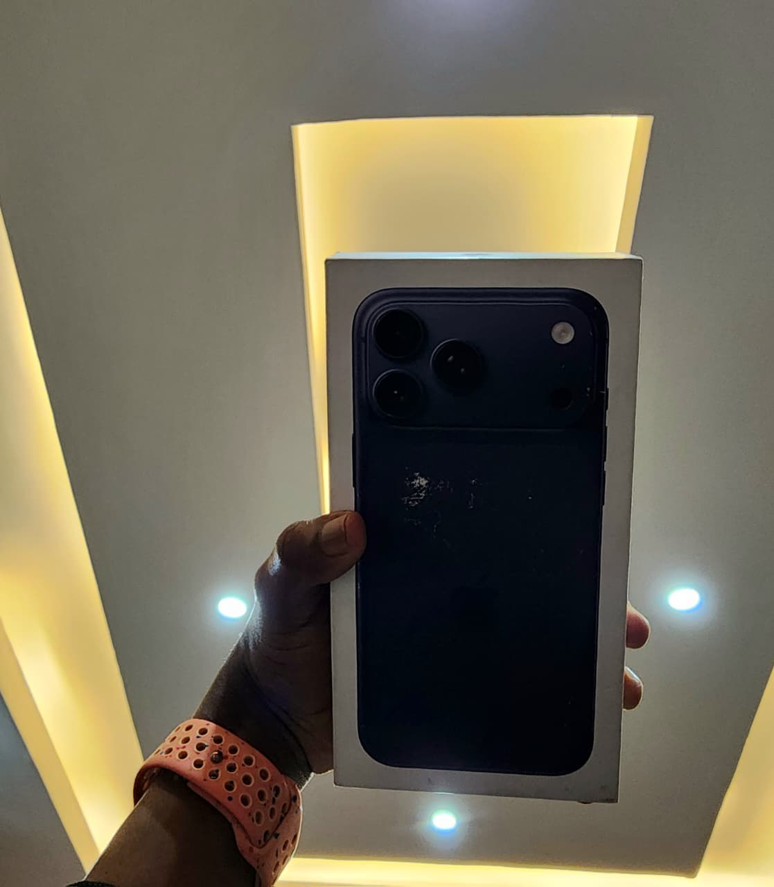 iPhone 17 Pro Max – Ultimate Power, Pro Camera, Massive Performance. non active