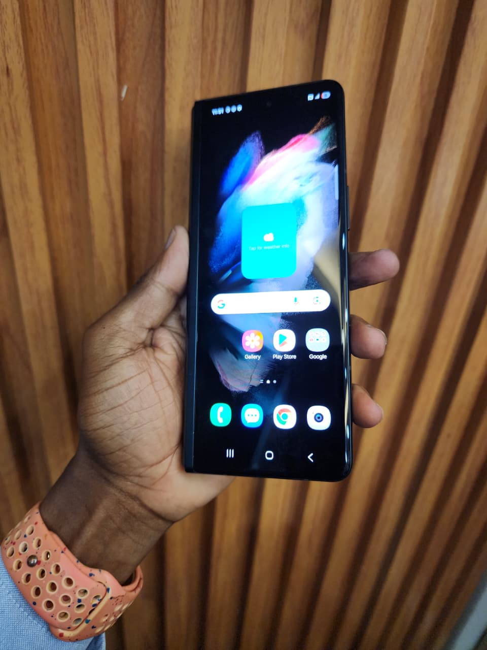 Samsung Galaxy Z Fold3 5G – Fold the Future in Your Hands 7.6" Foldable Dynamic AMOLED 2X (120Hz)