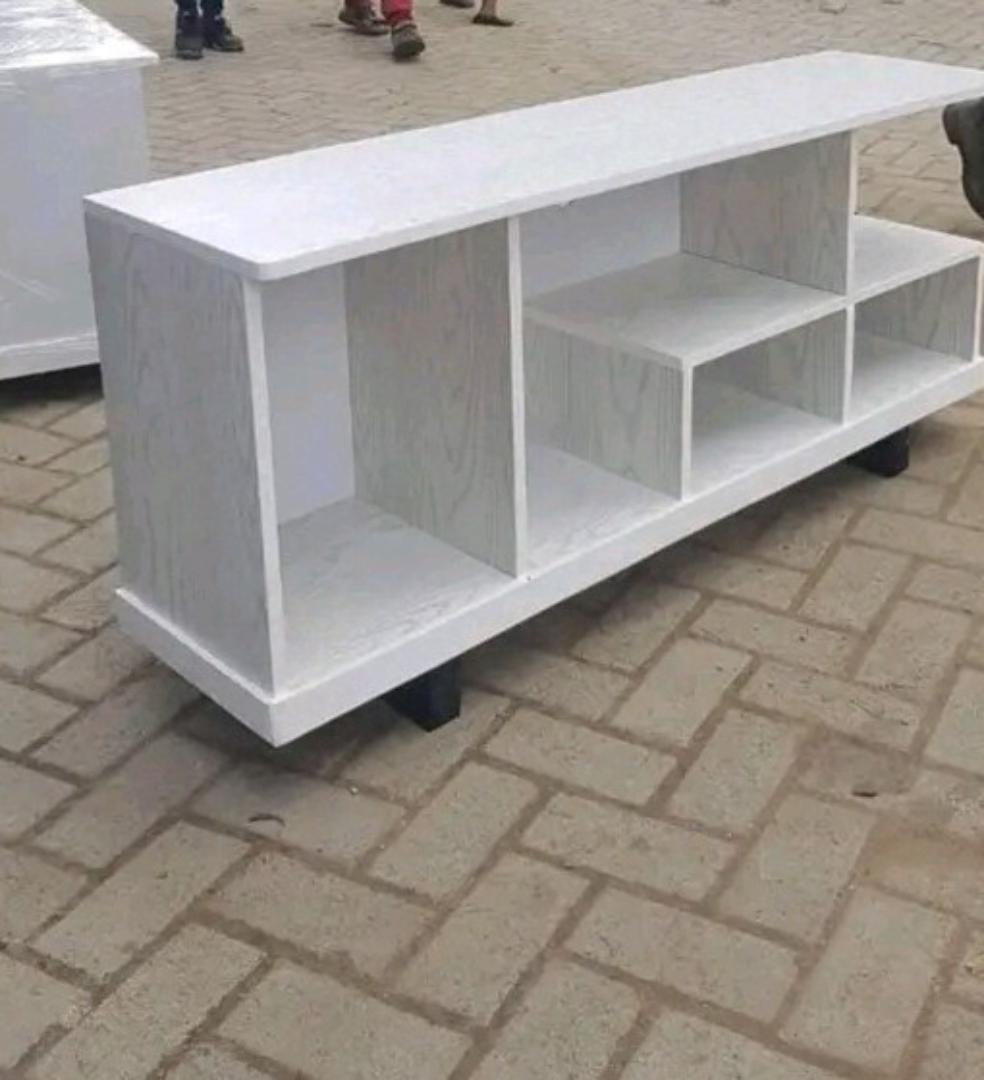 Simple TV stand for upto 55"TV