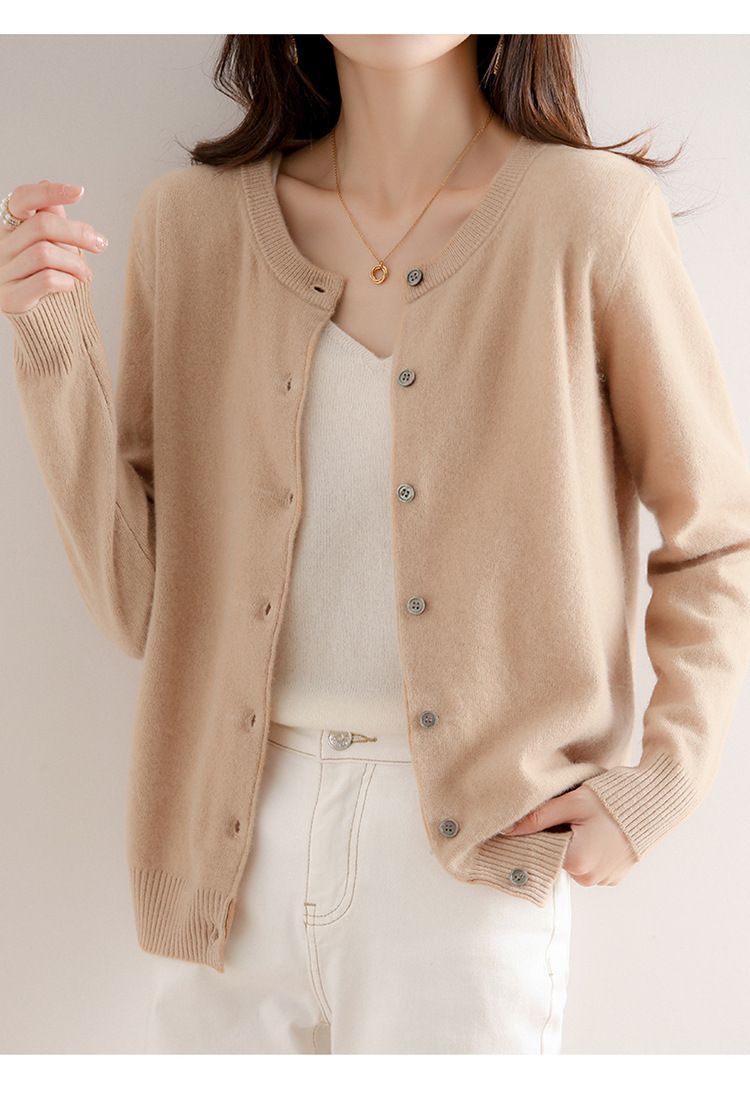 New round neck knitted cardigan for women in early autumn, loose fit, large size, thin design, solid color sweater, paired with a stylish base coat red M