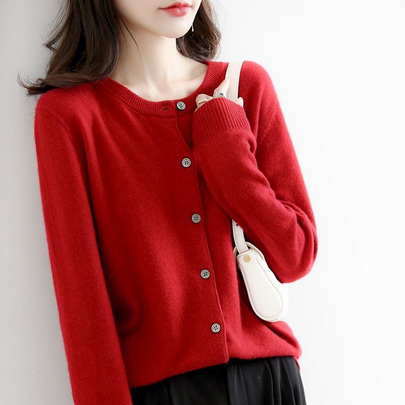 New round neck knitted cardigan for women in early autumn, loose fit, large size, thin design, solid color sweater, paired with a stylish base coat red M