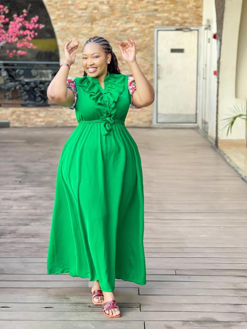 Flowing Grace Sleeveless Lightweight Chiffon Maxi Dress with Soft Pleated Skirt and Modest Round Neckline – Effortless Full-Length Silhouette for Everyday Elegance, Garden Events