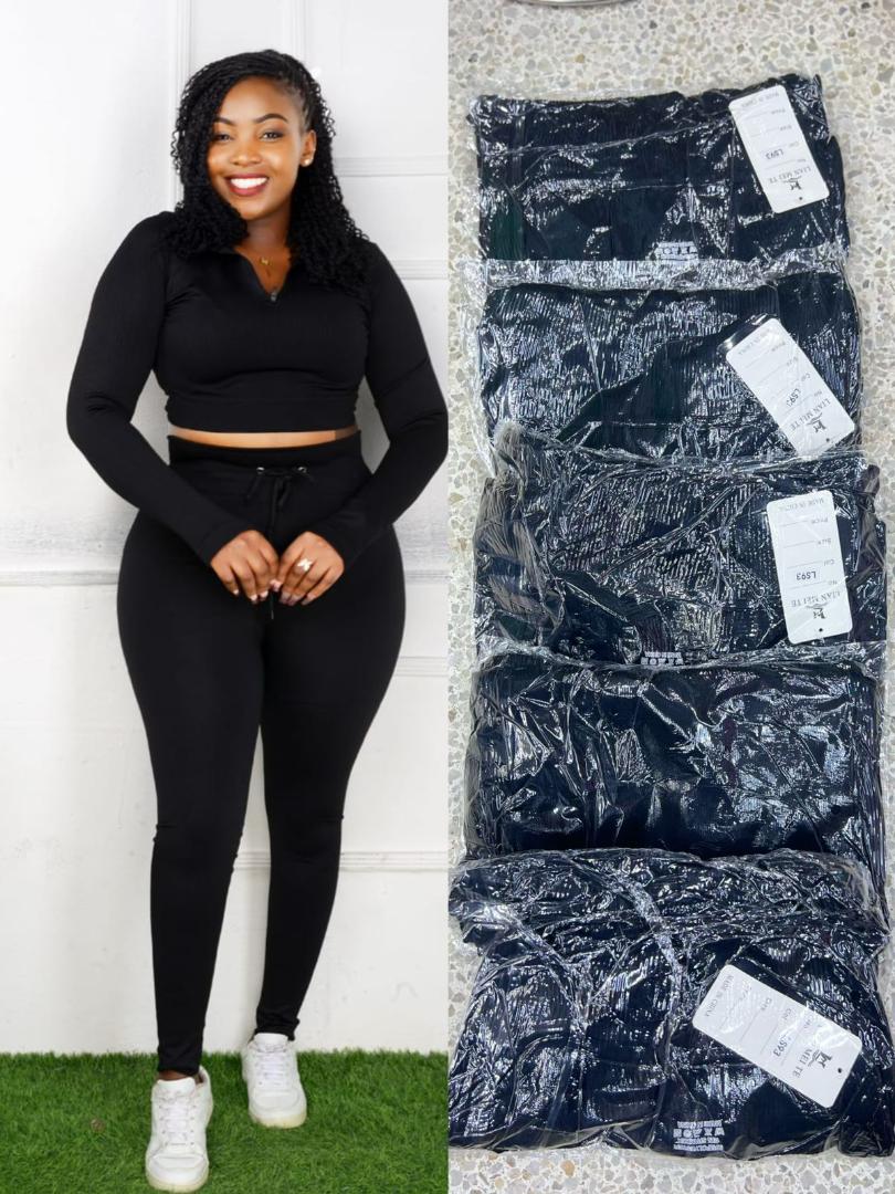 SleekFit All-Black Stretchy Ribbed Long Sleeve Crop Top and High-Waisted Body-Shaping Leggings Activewear Set for Gym, Daily Wear, and Street Style