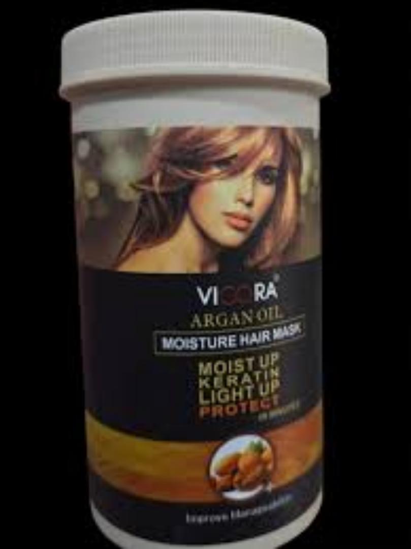 950ml Salon Quality Argan Oil Moisture Hair Mask with Keratin for Damaged Hair Repair Keeps Hair Moisturised Silky Smooth Easy to Comb Antifrizz