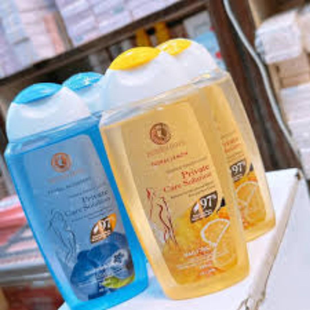 Daily Wash Healthy Yoni Cleanse from Odor Irritation Discomfort PH Balance Gentle on Sensitive (Floral Lemon)