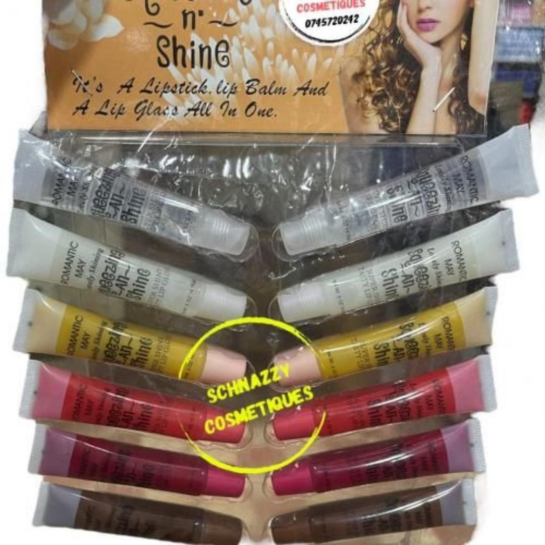 2pcs Lip Gloss: 1 Clear Lip Gloss + 1 Free Extra Lip Gloss