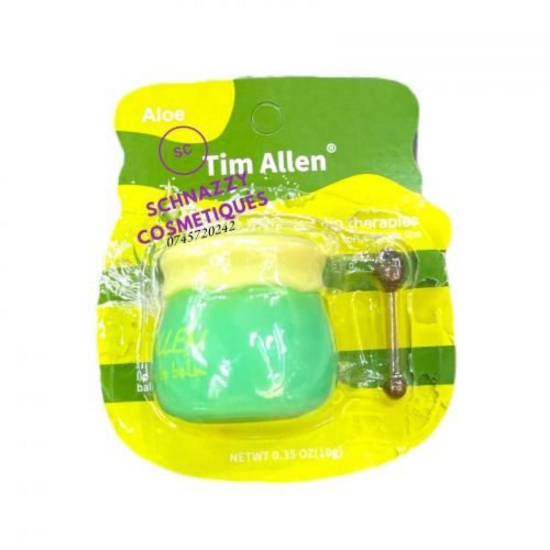 Moisturising Lip Therapy Lip Balm big Relieves dry, dull and cracked lips, while locking in moisture to help them heal Helps to lock in moisture for beautiful, healthy lips