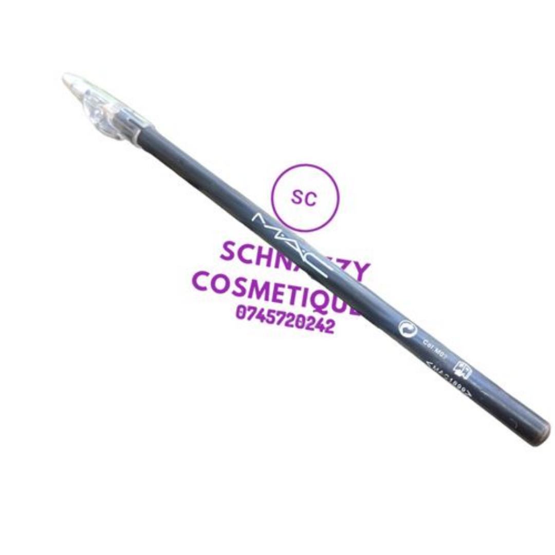 Bold Waterproof Smudge Resistant Lip Liner Pencil Shape Fill  let your eyes lip do all the talking. Being easy to apply as well as remove, this eyeliner is a must-have for a modern, view 2