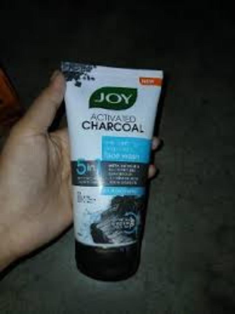 Joy 5in1 Activated Charcoal Skin Purifying Deep Detox Face Wash is an innovative antipollution antitoxin anti dirt face wash. Cleans pores removing impurities that clog and cause acne.