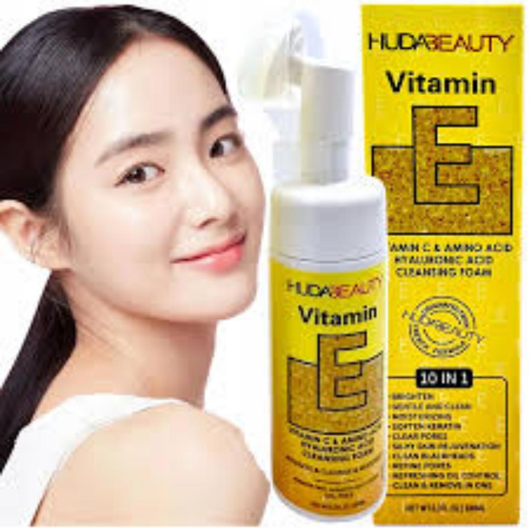 Huda beauty Vitamin E Skin Care Isolation Sun Protection Spray Spf60 is lightweight and breathable, so it won’t leave skin feeling sticky.