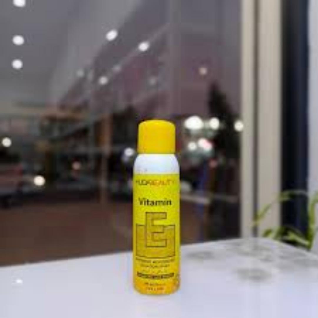 Huda beauty Vitamin E Skin Care Isolation Sun Protection Spray Spf60 is lightweight and breathable, so it won’t leave skin feeling sticky.