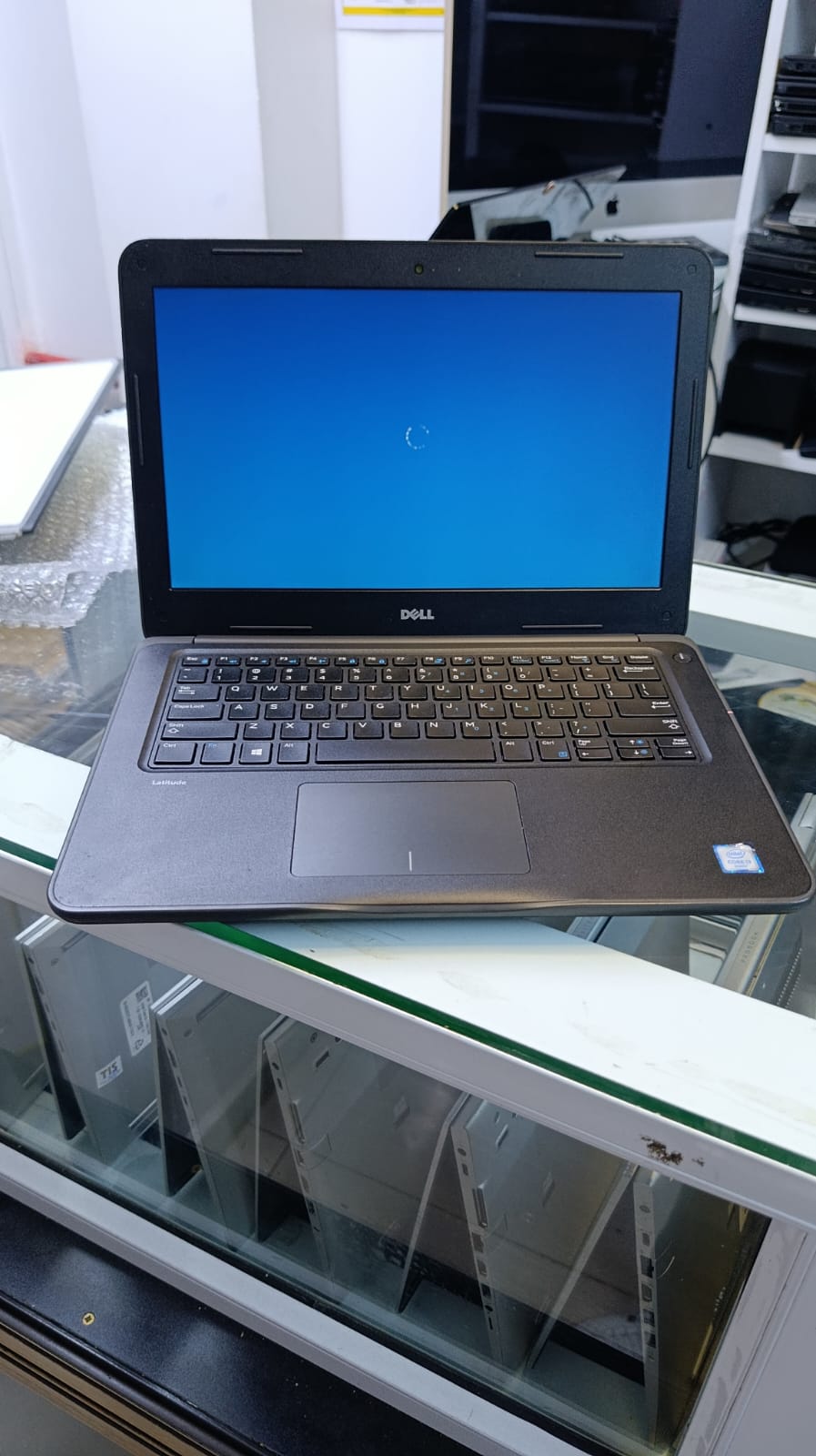 FREE MOUSE WITH GRADE A XUK DELL LATITUDE 3380 INTEL CORE I3 WITH 4GB RAM MEMORY 128GB SSD 6TH GENERATION VERY FAST LAPTOP WINDOWS 10 ACTIVATED OFFICE 2019
