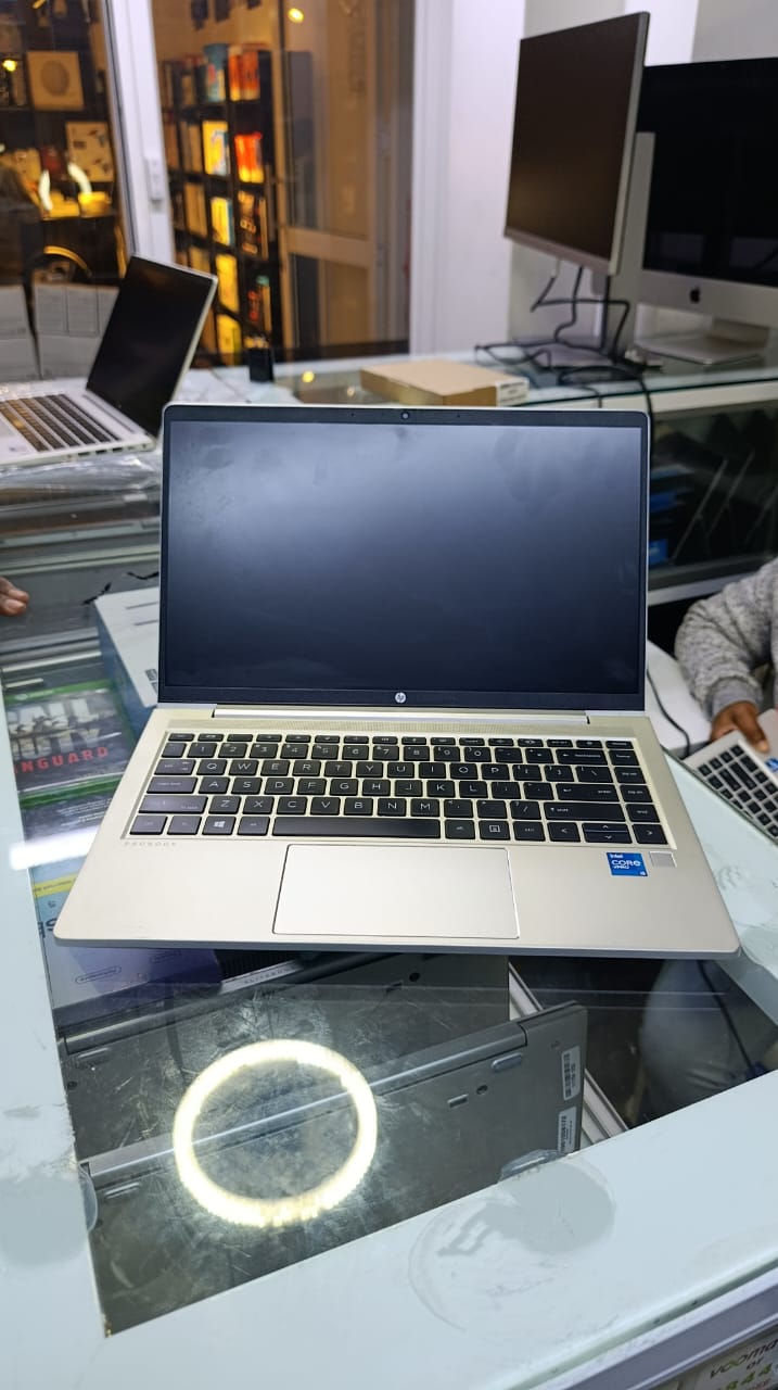 LOW BUDGETS HP PROBOOK 640 G8 11TH GENERATION 16GB RAM MEMORY 512GB SSD 14 INCHES SILVER COLOR WITH ACTIVATED WINDOWS 11 AND OFFICE 2019